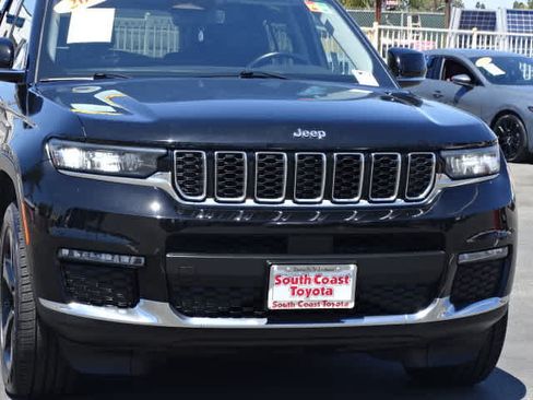 Used 2021 Jeep Grand Cherokee L Limited RWD image 4
