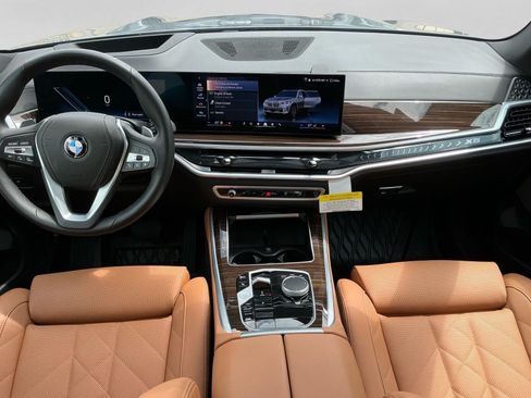 Used 2026 BMW X5 xDrive40i w/ Premium Package AWD/4WD image 11