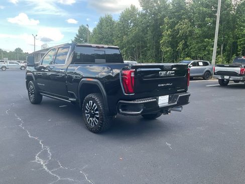 Used 2024 GMC Sierra 2500 Denali Ultimate AWD/4WD image 7