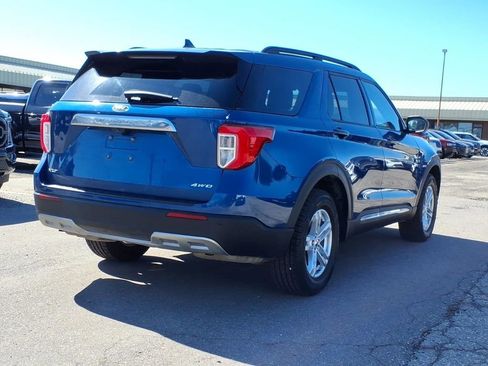 Certified 2023 Ford Explorer XLT w/ Equipment Group 202A AWD/4WD image 5