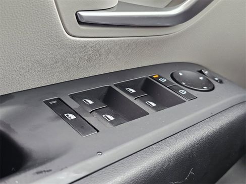 Certified 2025 Hyundai Tucson SE image 15