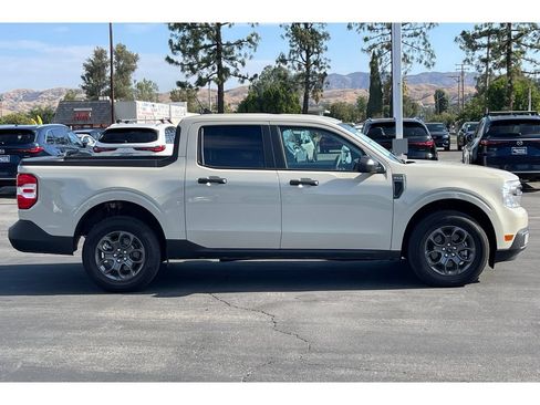 Used 2024 Ford Maverick XLT w/ Equipment Group 300A Standard AWD/4WD image 7