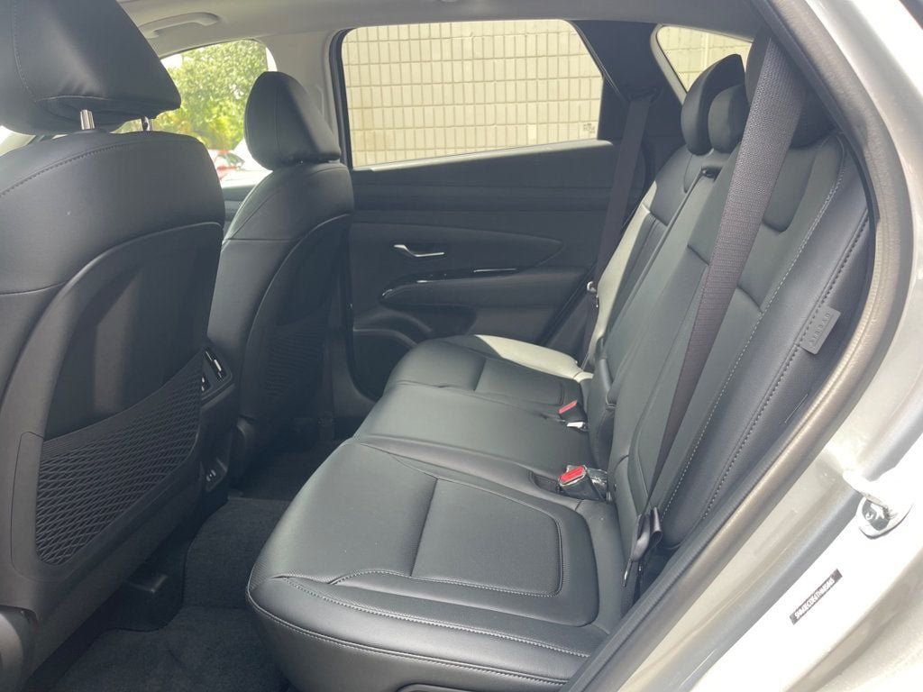 Used 2026 Hyundai Tucson Limited AWD/4WD image 12