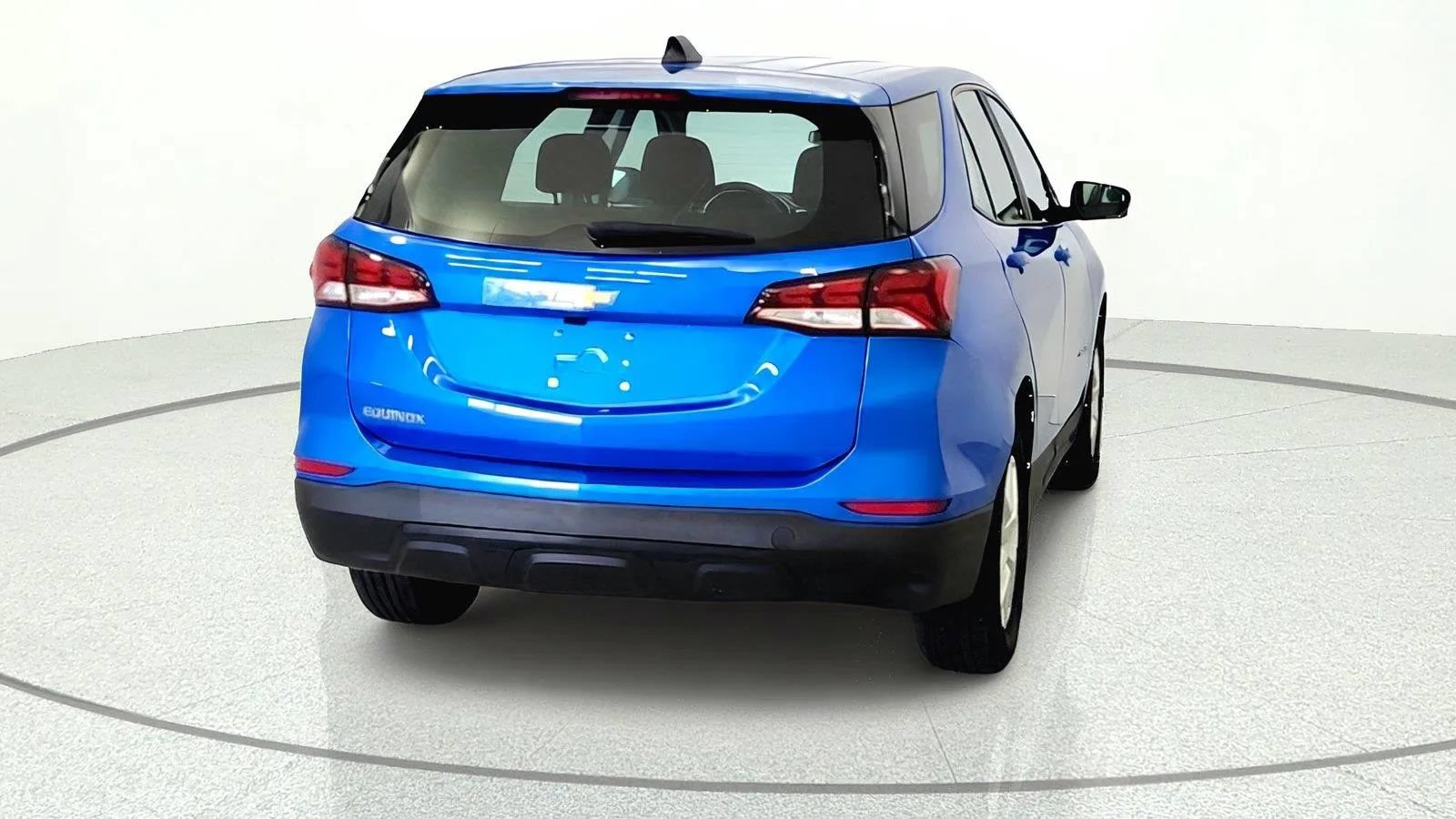 Used 2024 Chevrolet Equinox LS w/ LPO, Floor Liner Package FWD image 5