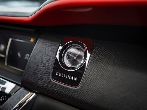Used 2020 Rolls-Royce Cullinan image 9