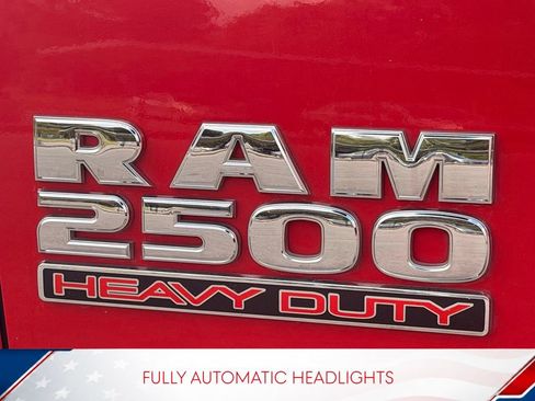 Used 2018 RAM 2500 Tradesman w/ Chrome Appearance Group AWD/4WD image 9
