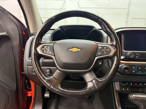 Used 2020 Chevrolet Colorado Z71 AWD/4WD image 13
