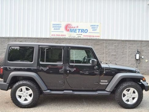 Used 2017 Jeep Wrangler Unlimited Sport w/ Quick Order Package 24S AWD/4WD image 9