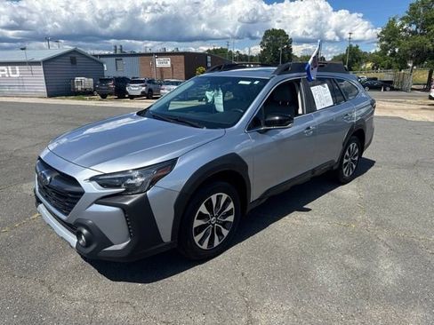 Certified 2025 Subaru Outback Limited w/ Popular Package #2 AWD/4WD image 3