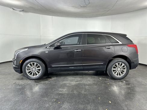 Used 2018 Cadillac XT5 Luxury w/ Driver Awareness Package FWD image 5