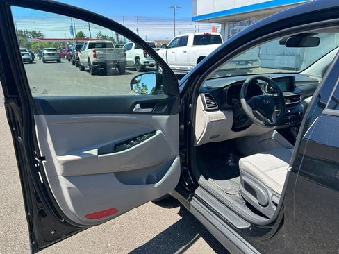 Used 2019 Hyundai Tucson SE AWD/4WD image 11
