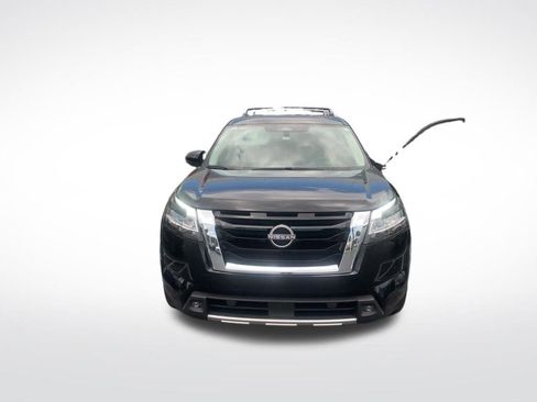 Certified 2022 Nissan Pathfinder SL w/ SL Black Package FWD image 11