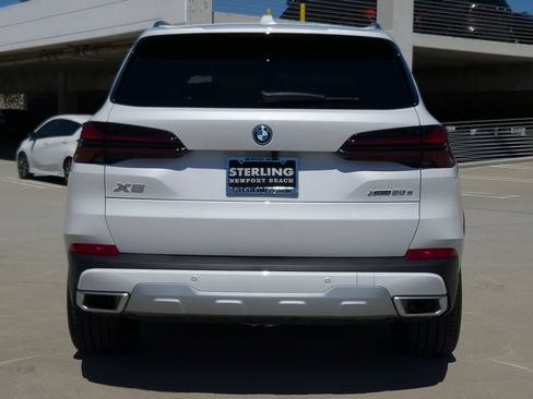 New 2026 BMW X5 xDrive50e w/ Premium Package AWD/4WD image 19