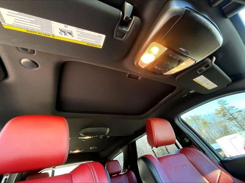 Used 2023 Dodge Durango SRT image 13