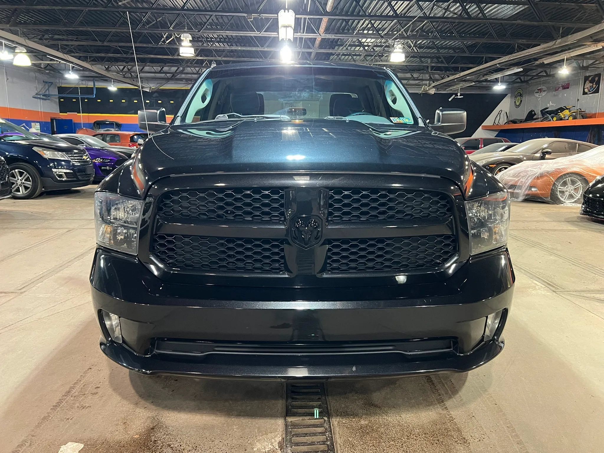 Used 2017 RAM 1500 Express w/ Black Ram 1500 Express Group AWD/4WD image 9
