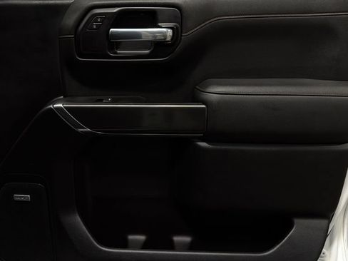 Used 2021 GMC Sierra 1500 AT4 w/ AT4 Premium Package AWD/4WD image 7
