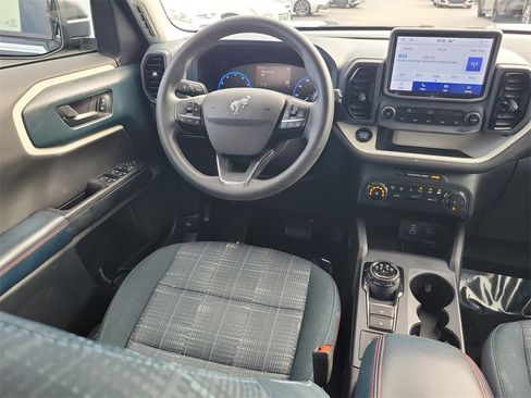 Used 2023 Ford Bronco Sport Heritage image 8