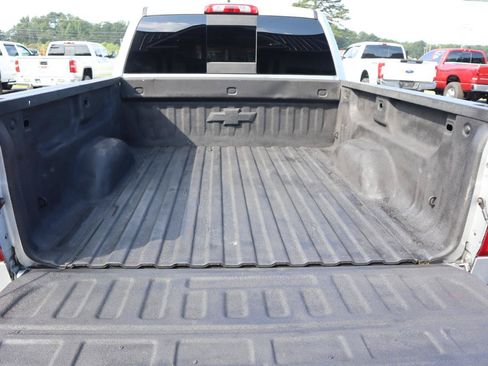 Used 2017 Chevrolet Silverado 1500 LTZ Z71 w/ LTZ Plus Package AWD/4WD image 9