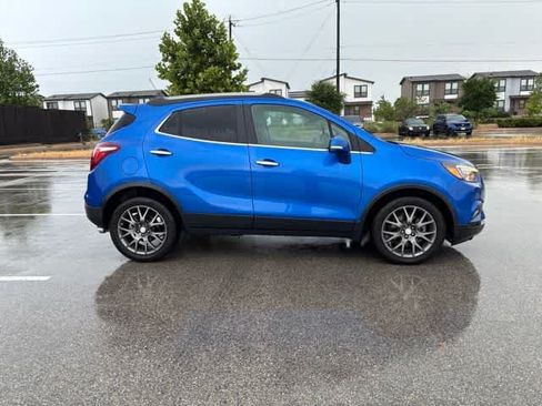 Used 2018 Buick Encore Sport Touring FWD image 6