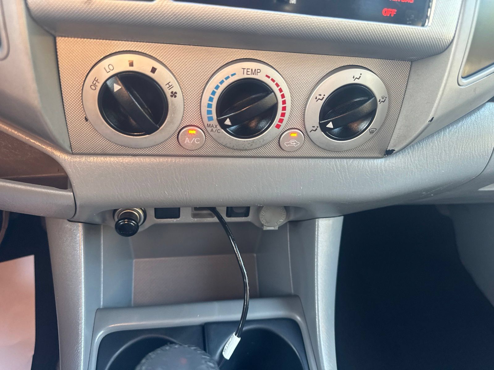 Used 2011 Toyota Tacoma PreRunner w/ TRD Sport Pkg w/JBL Audio RWD image 26
