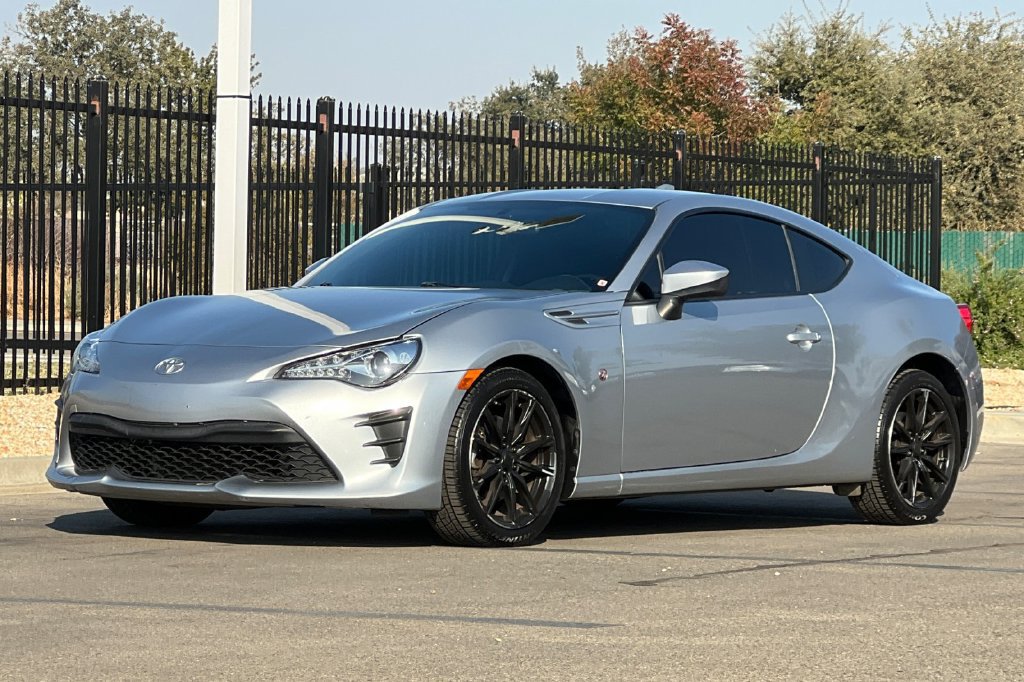 Certified 2017 Toyota 86 RWD image 10