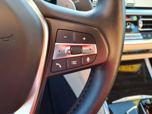 Used 2022 BMW 330i xDrive Sedan w/ Premium Package image 31