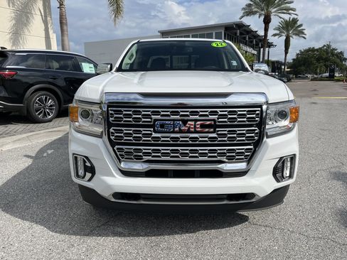Used 2022 GMC Canyon Denali RWD image 11