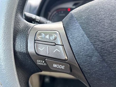 Used 2011 Toyota Venza FWD image 13