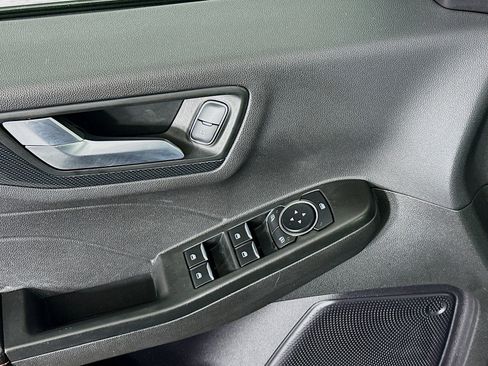 Used 2024 Ford Escape ST-Line image 15