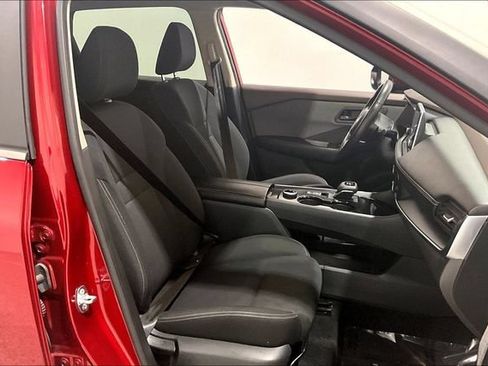 Used 2023 Nissan Rogue S AWD/4WD image 36