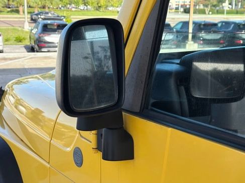 Used 2004 Jeep Wrangler 4WD image 21