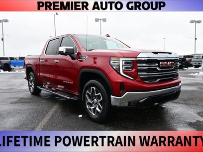 New 2026 GMC Sierra 1500 SLT w/ SLT Premium Package