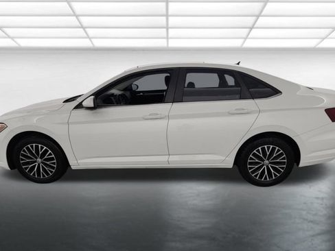 Used 2019 Volkswagen Jetta SE FWD image 4