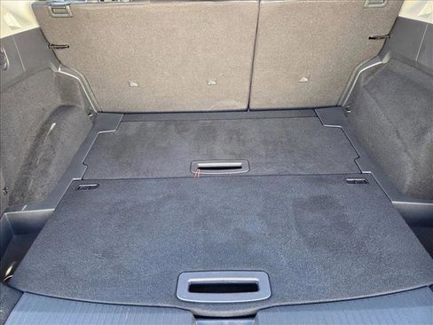 Used 2023 Nissan Rogue Platinum w/ Platinum Premium Package image 6