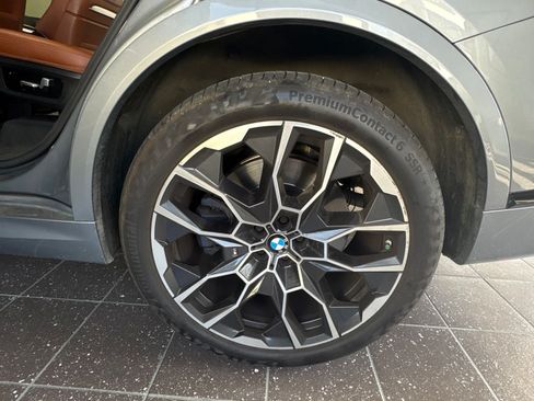 Used 2023 BMW X7 M60i w/ Executive Package AWD/4WD image 9