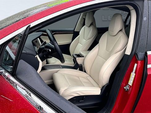 Used 2017 Tesla Model X 75D image 25