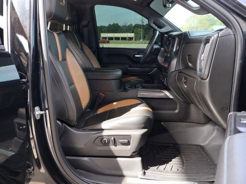 Used 2021 Chevrolet Silverado 2500 LTZ w/ Carhartt Edition image 12