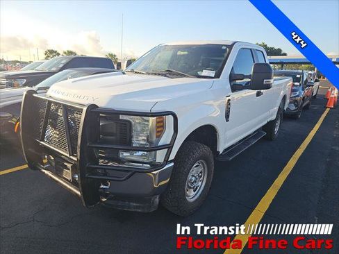 Used 2018 Ford F250 XL w/ Power Equipment Group AWD/4WD image 2