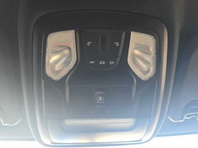 Used 2022 RAM 2500 Tradesman AWD/4WD image 27