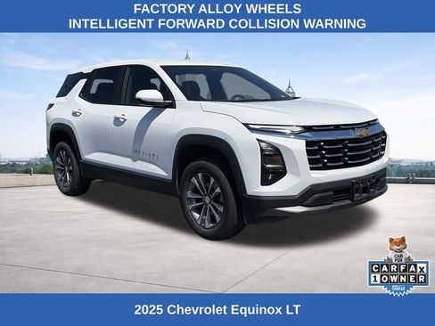 Used 2025 Chevrolet Equinox LT FWD image 7
