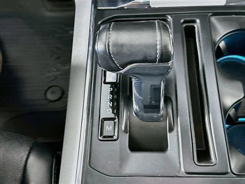 Used 2021 Ford F150 Lariat w/ Equipment Group 502A High AWD/4WD image 16