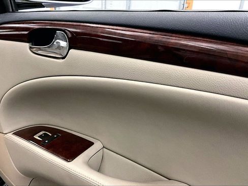 Used 2006 Buick Lucerne CX w/ Driver Confidence Package image 24