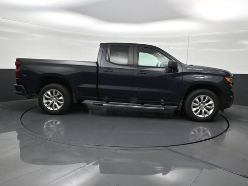 Used 2023 Chevrolet Silverado 1500 Custom RWD image 7