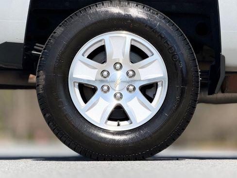 Used 2018 Chevrolet Silverado 1500 LT image 20