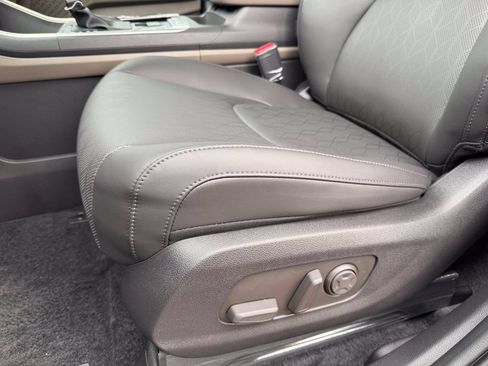 New 2026 Kia Carnival FWD image 26