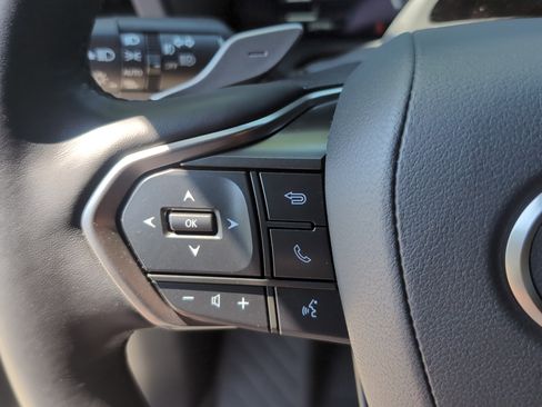 Used 2025 Lexus GX 550 image 19