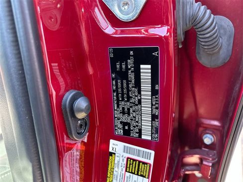 Used 2023 Toyota Highlander Limited image 46