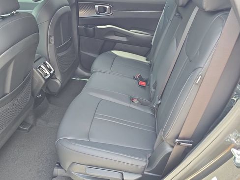 New 2026 Kia Sorento EX AWD/4WD image 17