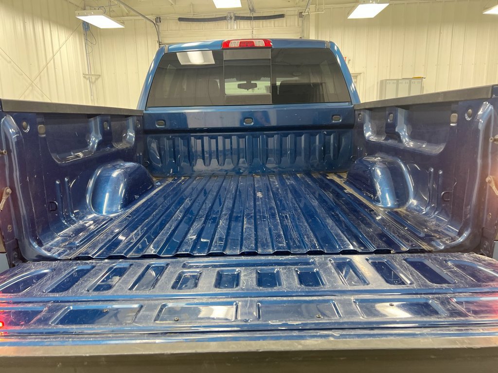 Used 2018 Chevrolet Silverado 1500 LT w/ All Star Edition RWD image 24