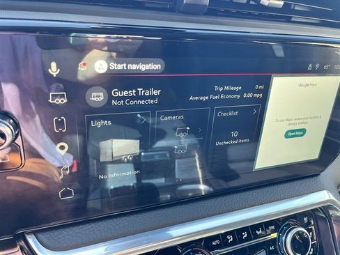 Used 2025 GMC Sierra 1500 Denali w/ Technology Package AWD/4WD image 27